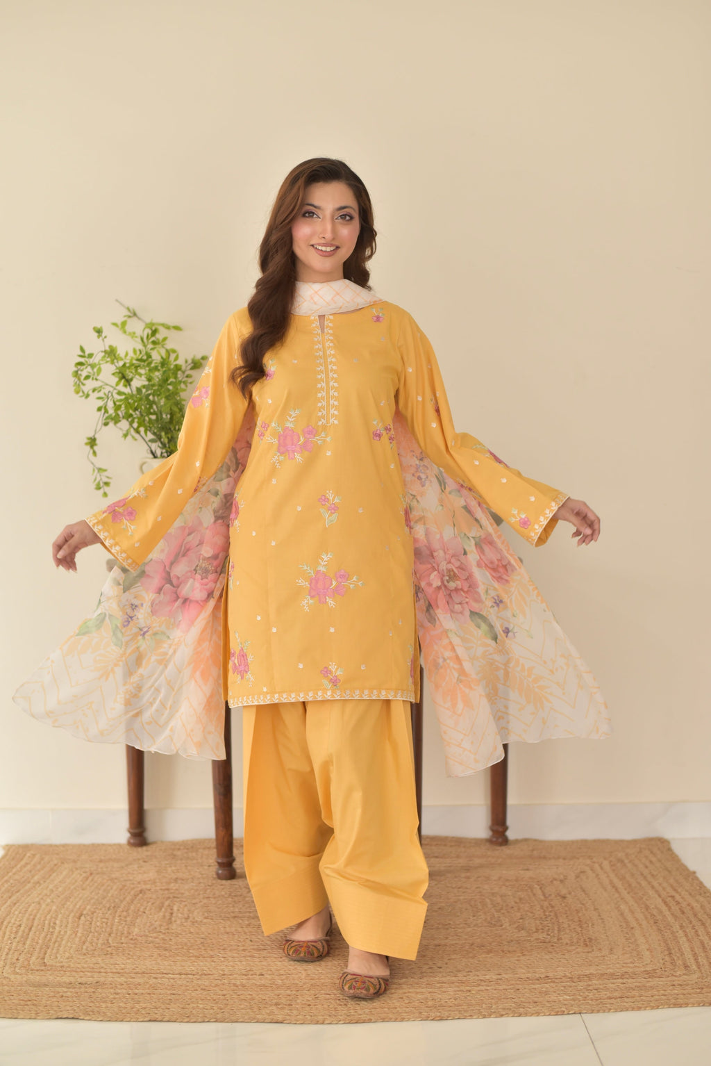 Sunaina Farshi Shalwar Emb 3pc
