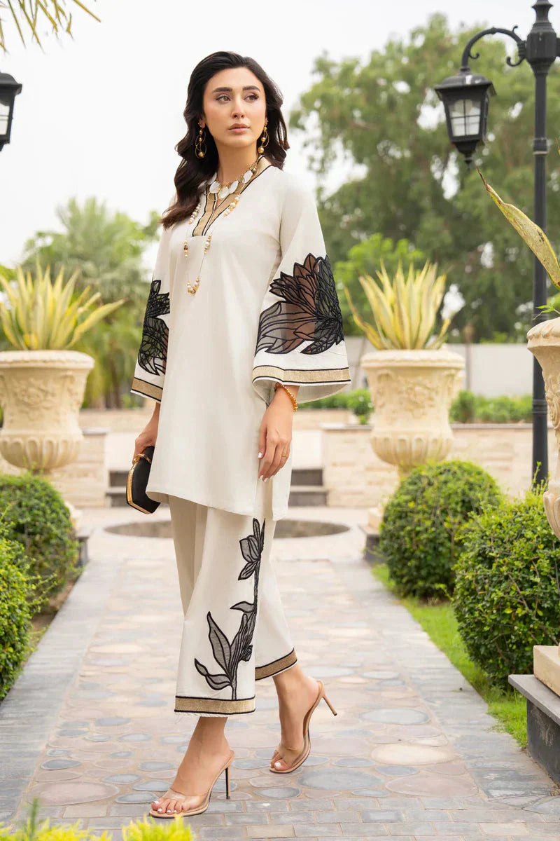 Almond EMBROIDERY 2Piece