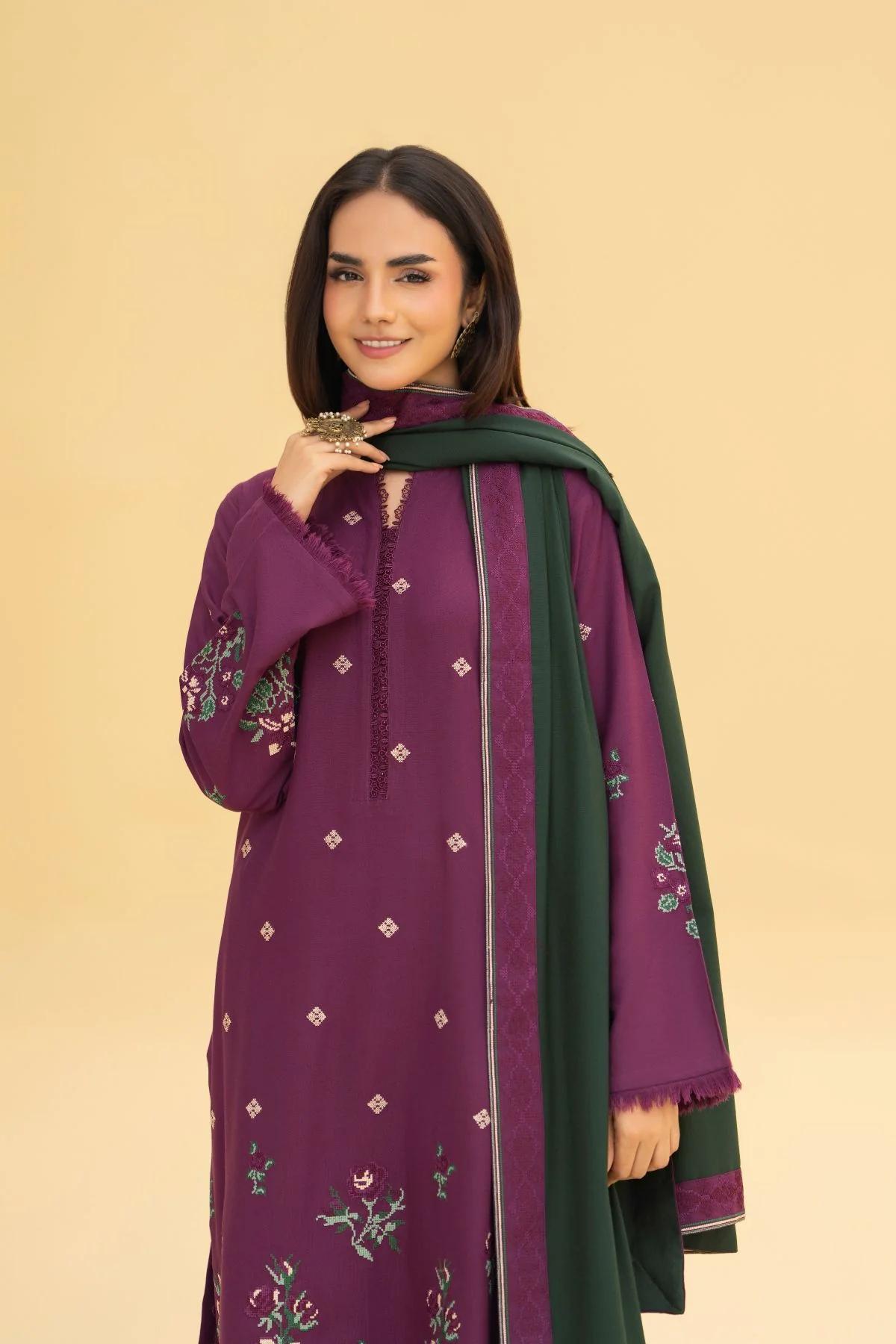 Kaira Embroidered 3Pc