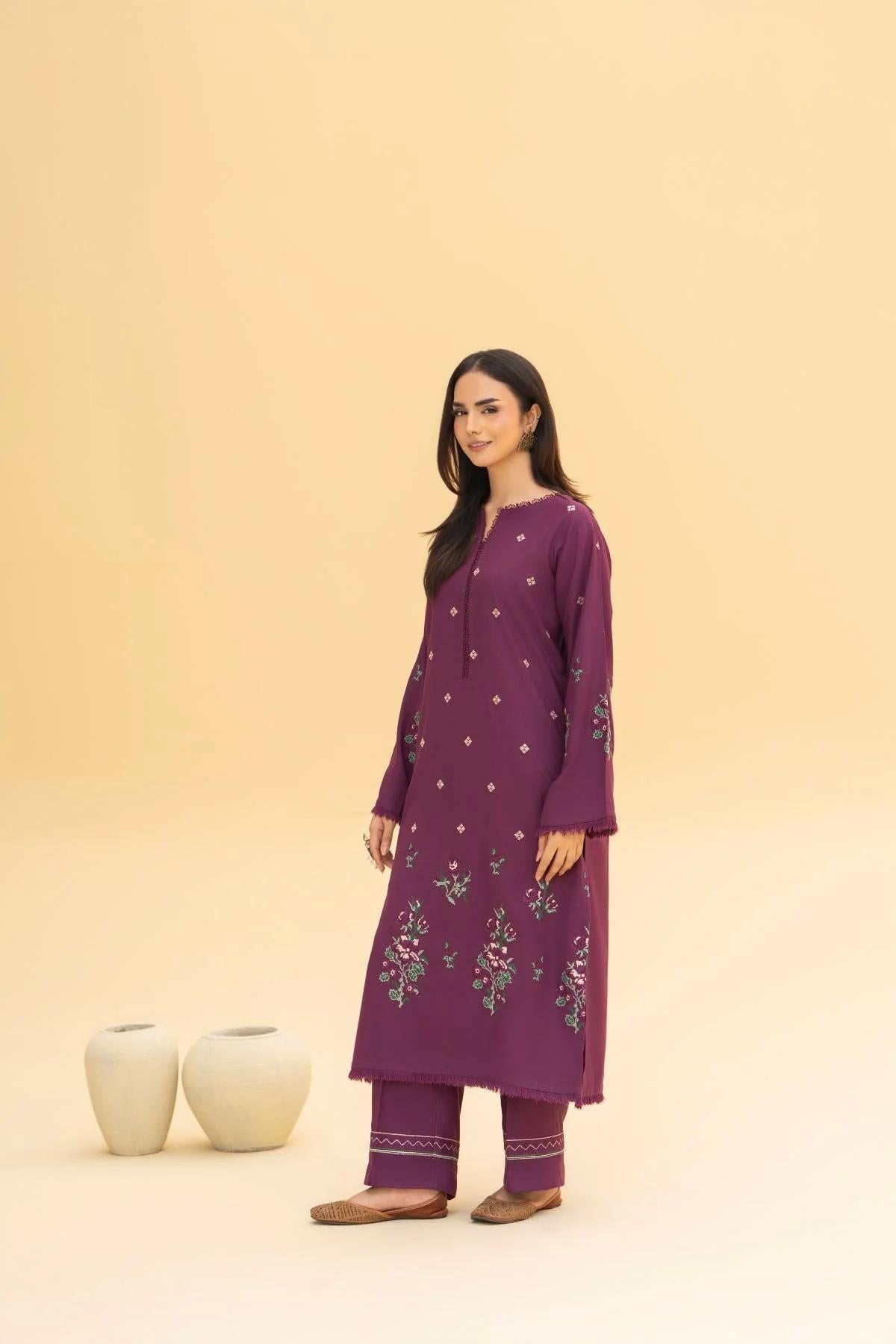 Kaira Embroidered 3Pc