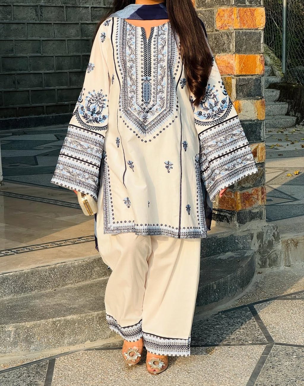 Nazar Embroidered 3Pc