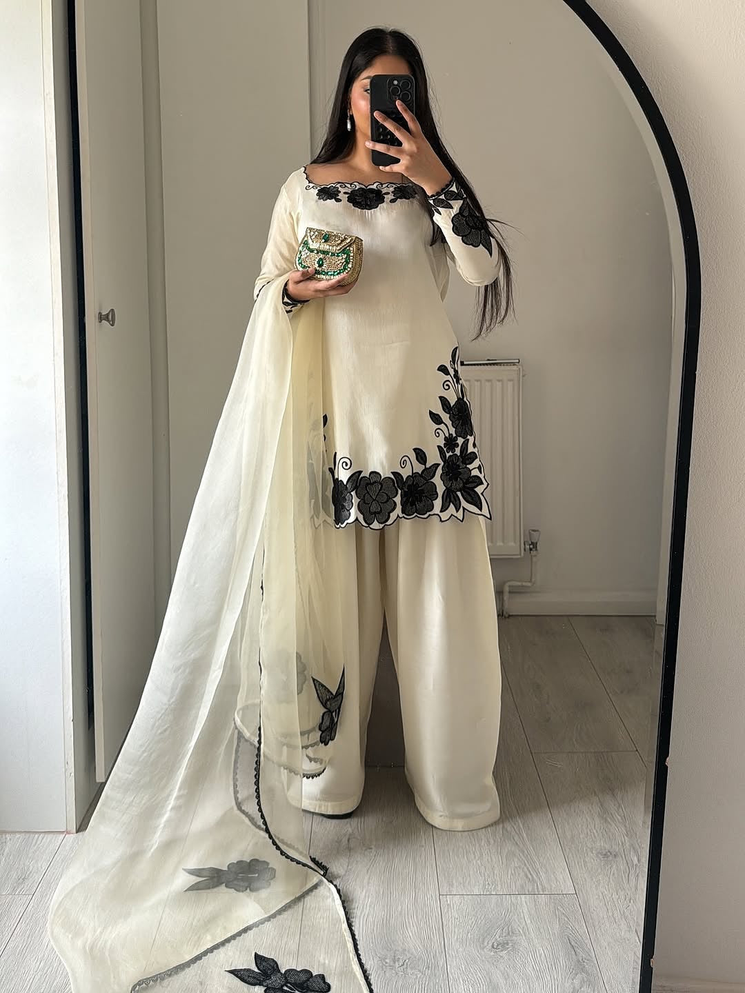 White Zauq Embroidered 3Pc