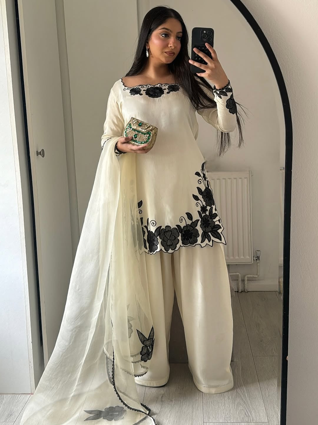 White Zauq Embroidered 3Pc