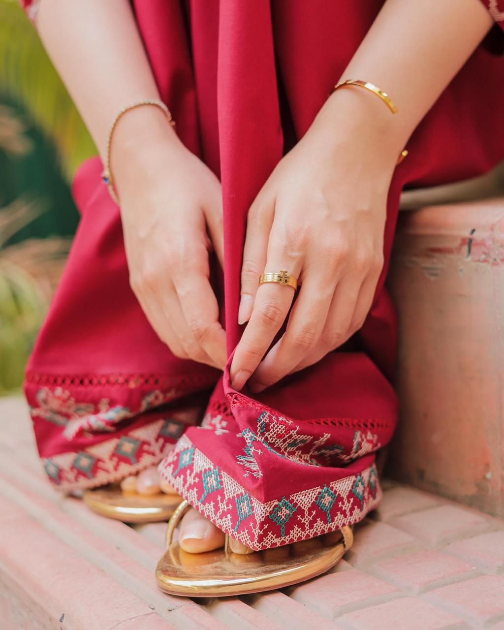 Nisha Farshi Shalwar Set