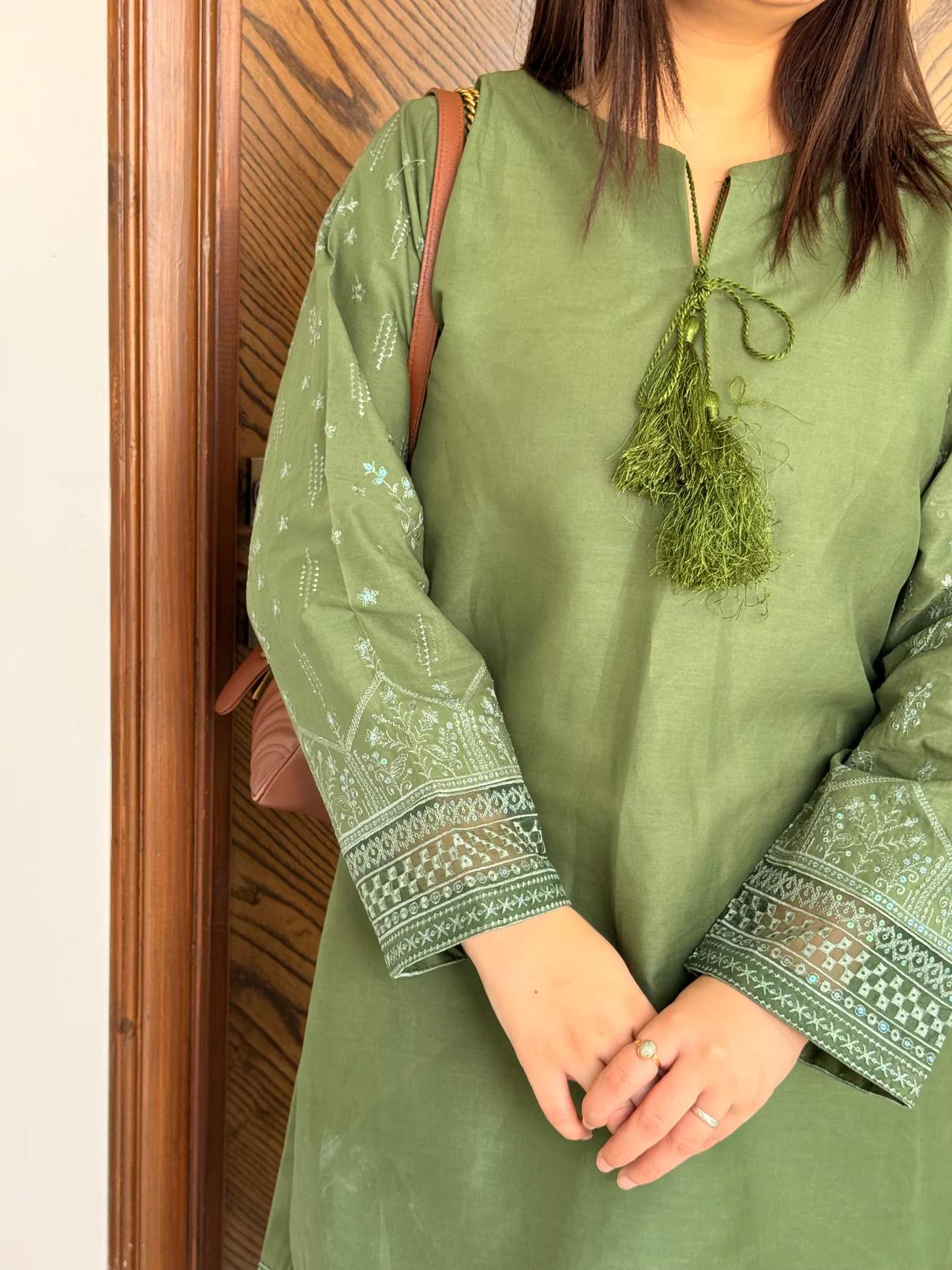 Minsha Farshi Shalwar Set