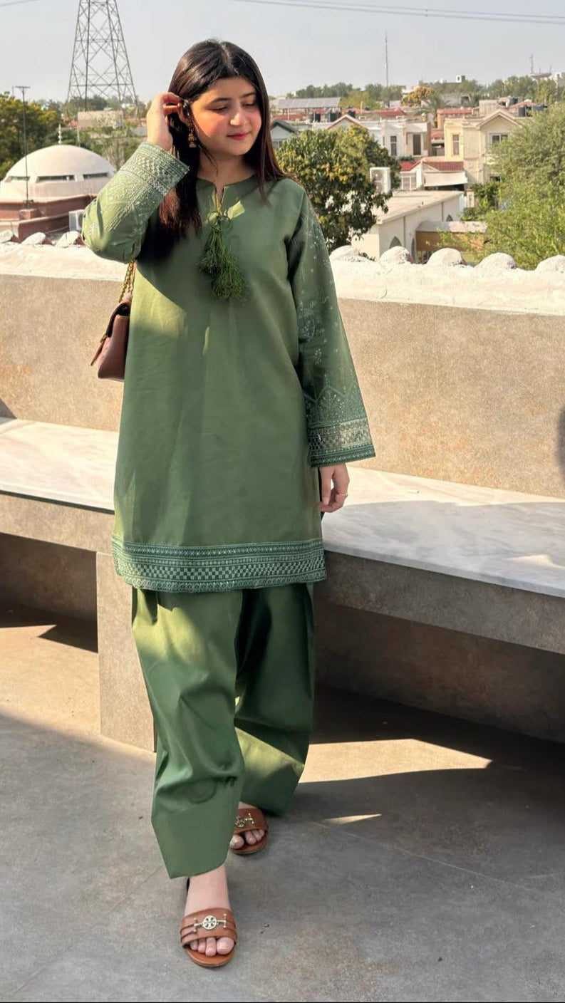 Minsha Farshi Shalwar Set