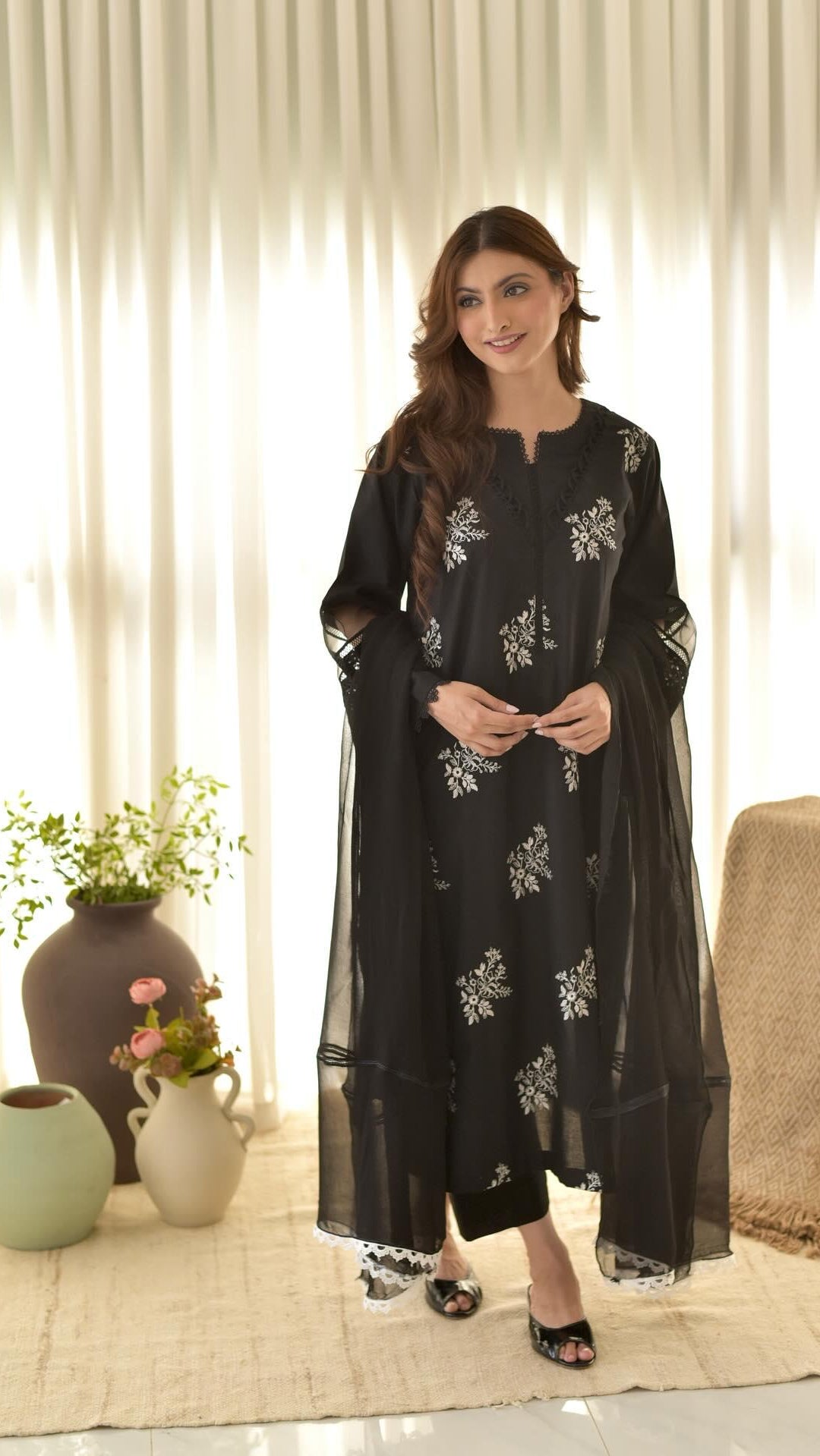 Horiya Embroidered CO-ORD SET 3pc