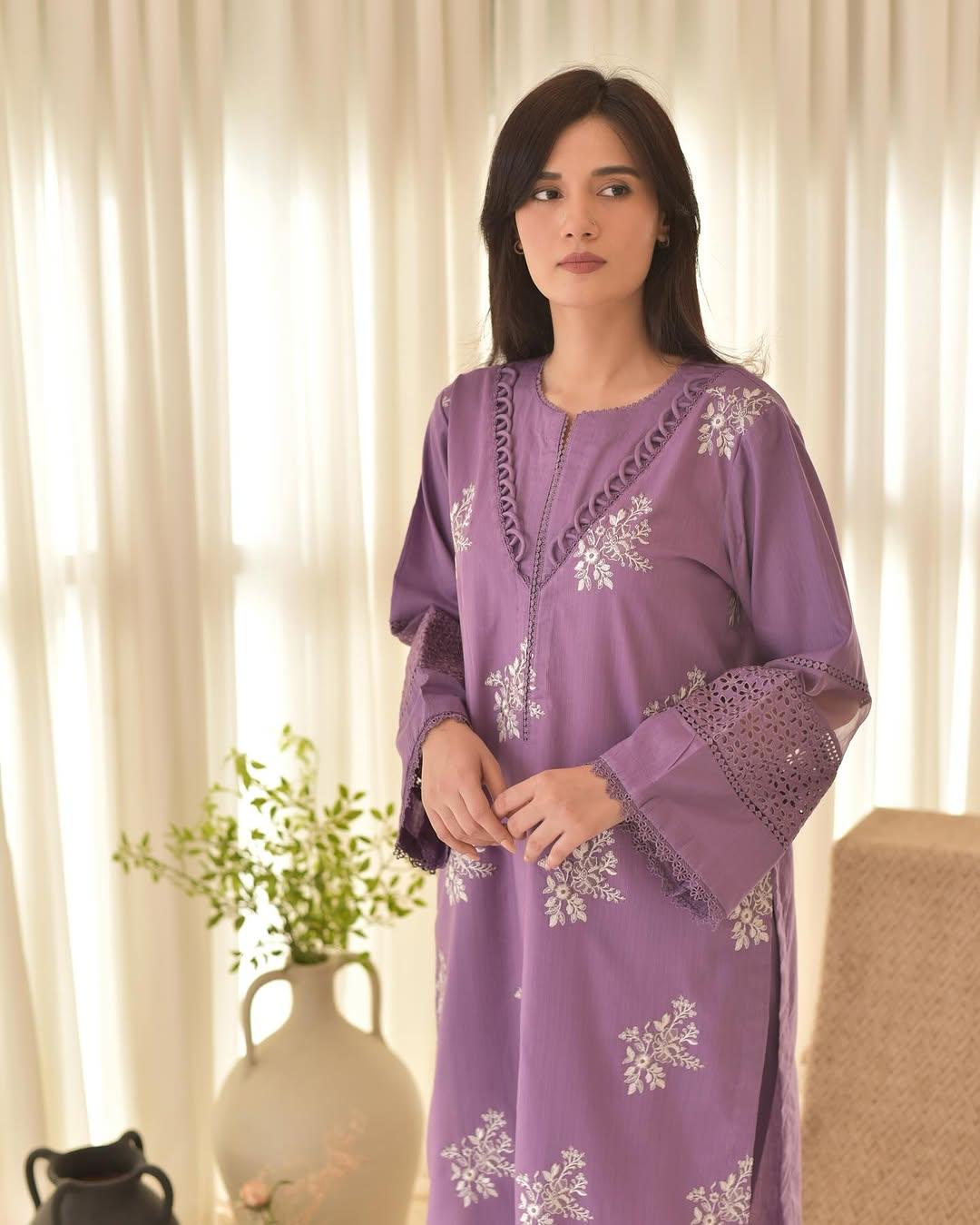 Hooriya Purple Emb 3pc