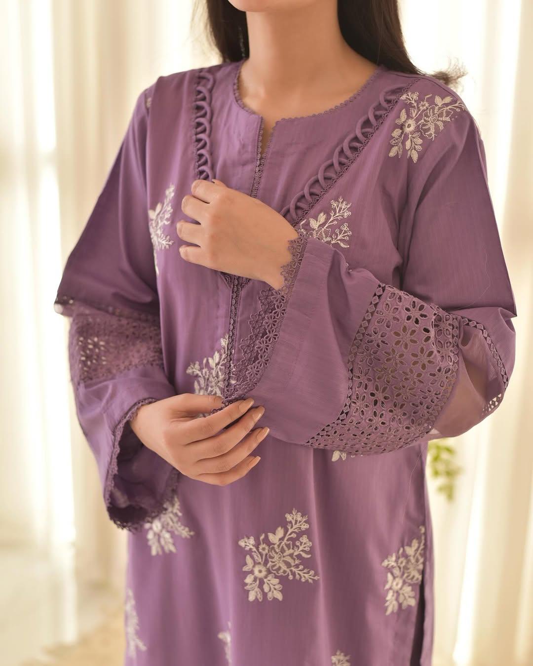 Hooriya Purple Emb 3pc