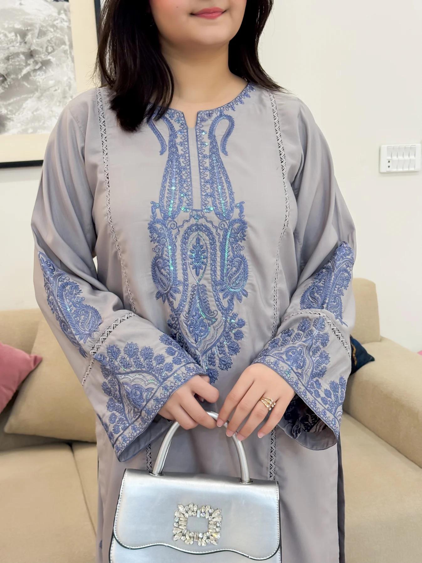 Aliya Emb Farshi Shalwar Set