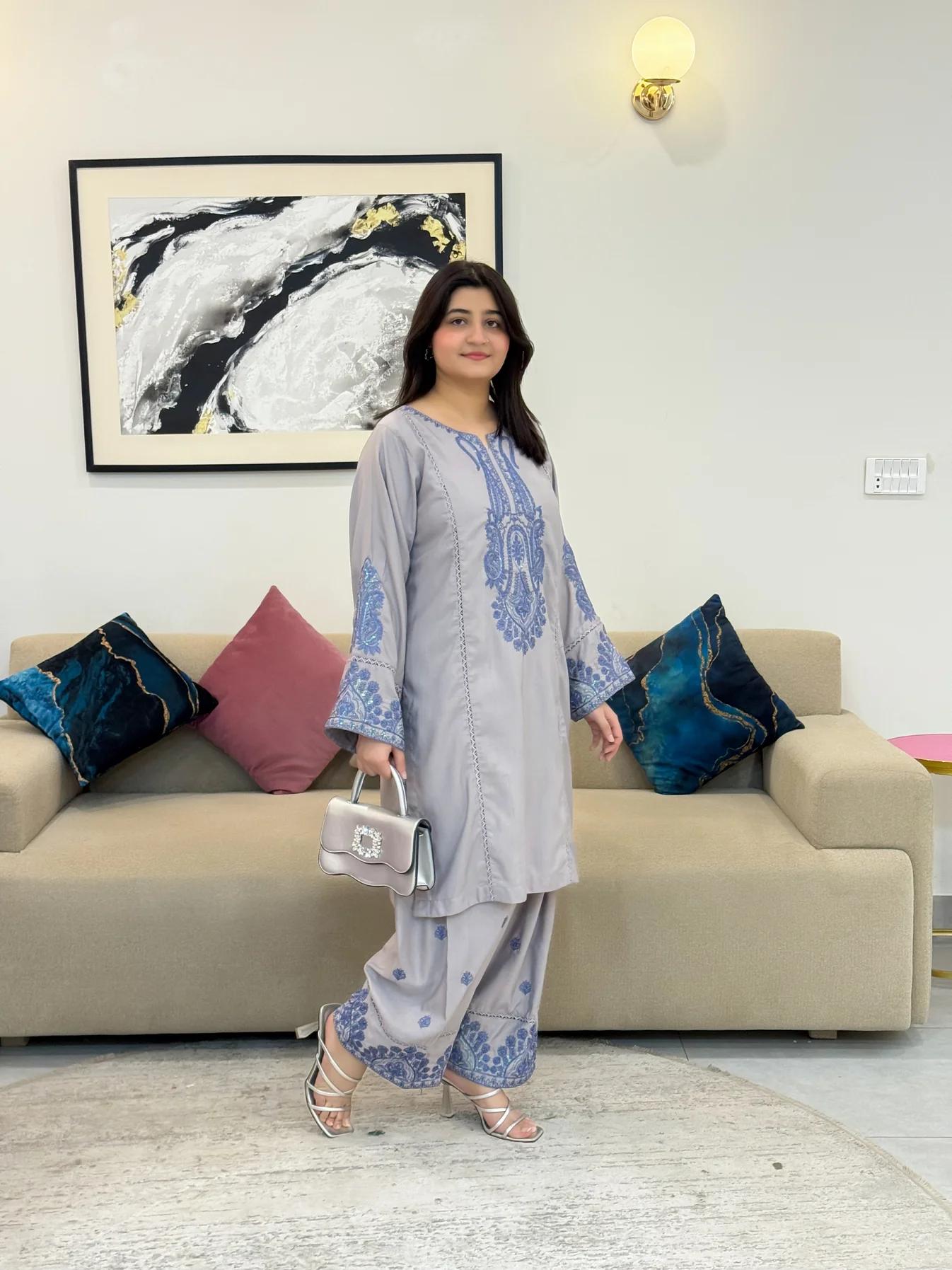 Aliya Emb Farshi Shalwar Set