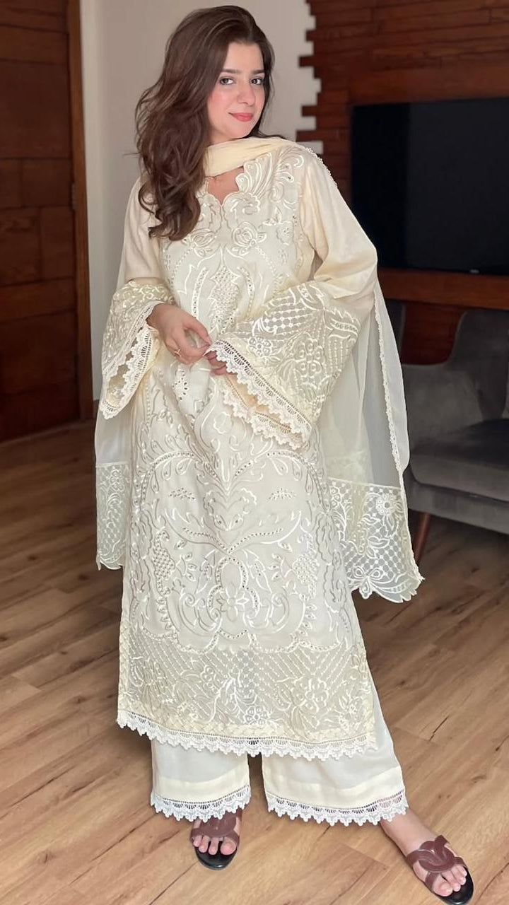 Rabeel Emb Shawl 3pc