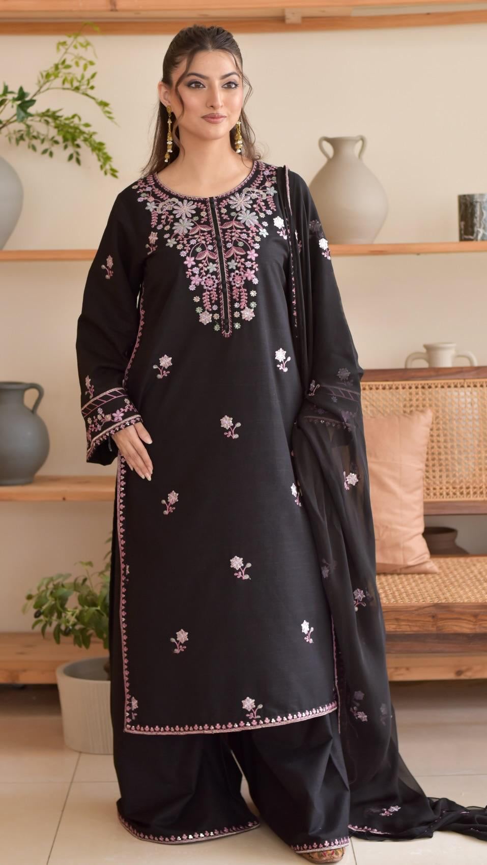 Juhi Embroidered 3pc Set