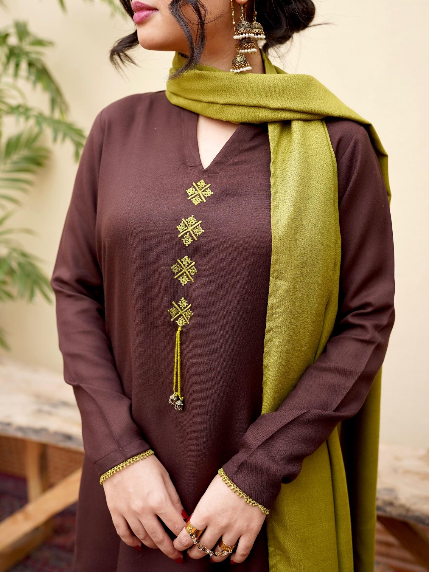 Pista Embroidered 3pc