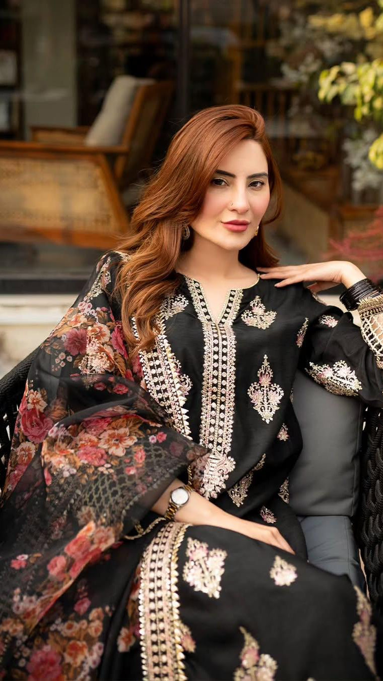 Amor Embroidered 3pc