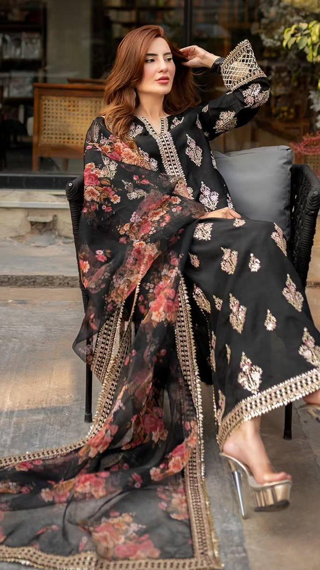 Amor Embroidered 3pc