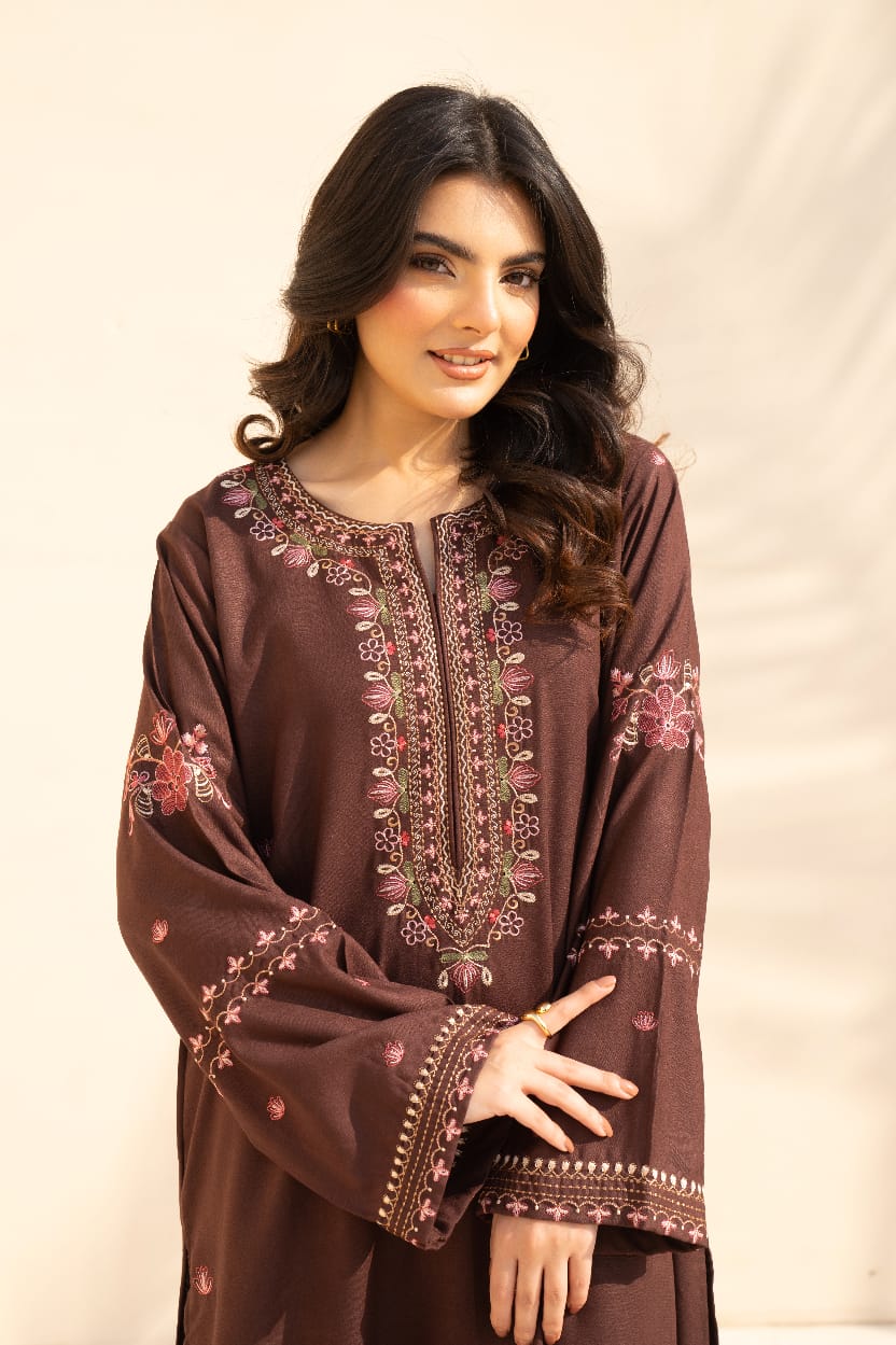 Kinza Embroidered 3pc