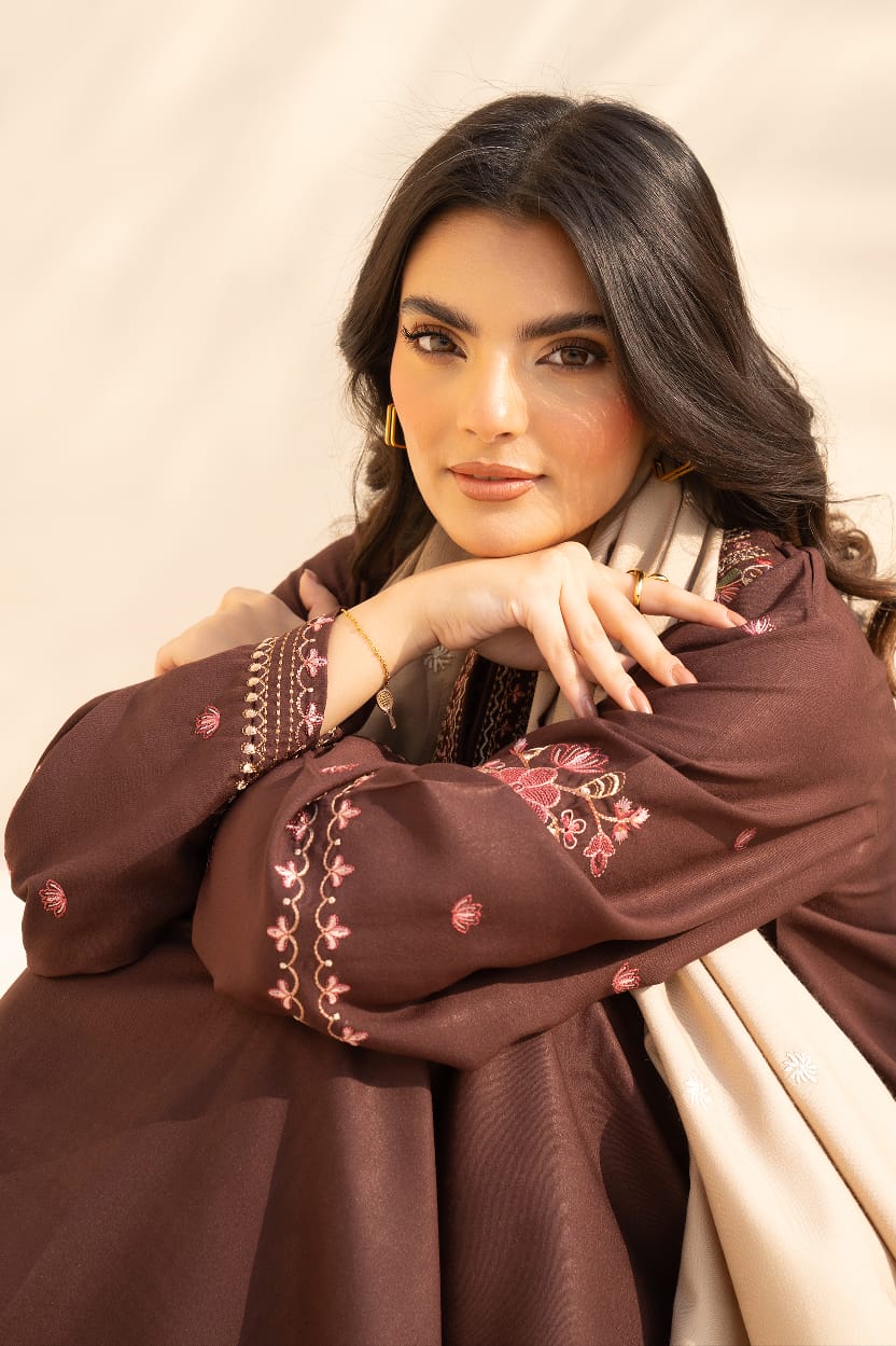 Kinza Embroidered 3pc